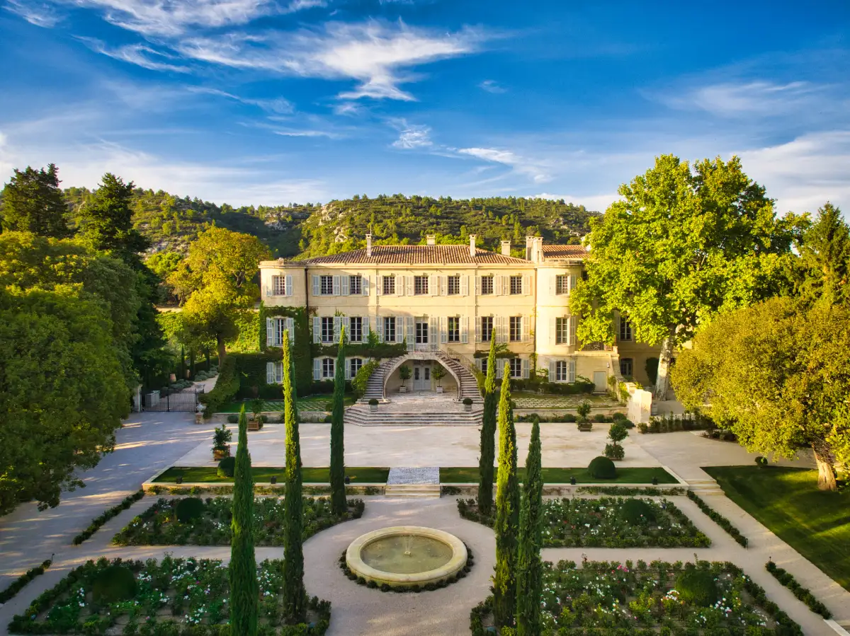 Chateau d'Estoublon circuits touristiques Provence